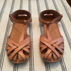 Zara Girls Size 33(2) leather sandals